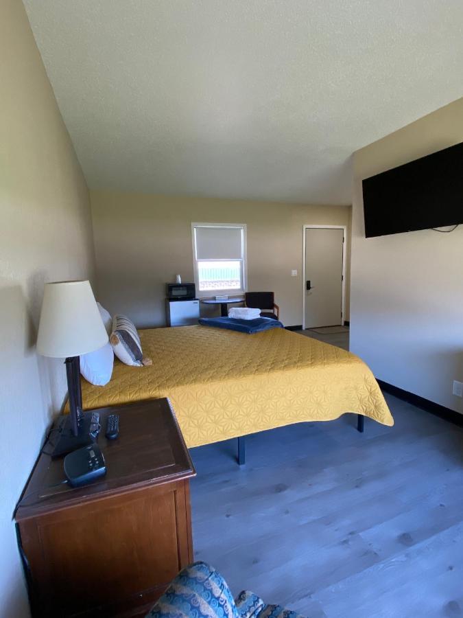 River Heights Motel Prescott Екстериор снимка